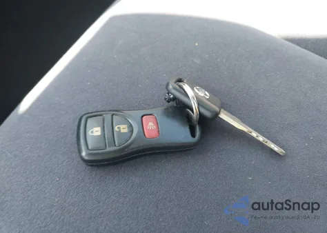 2007 Nissan Versa 1.8S z USA, uszkodzony, nr VIN 3N1BC13EX7L455757